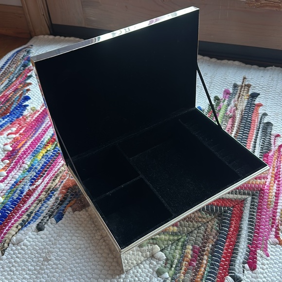 “L” monogram vintage Pottery Barn silver plated jewelry box custom gift - Picture 5 of 9